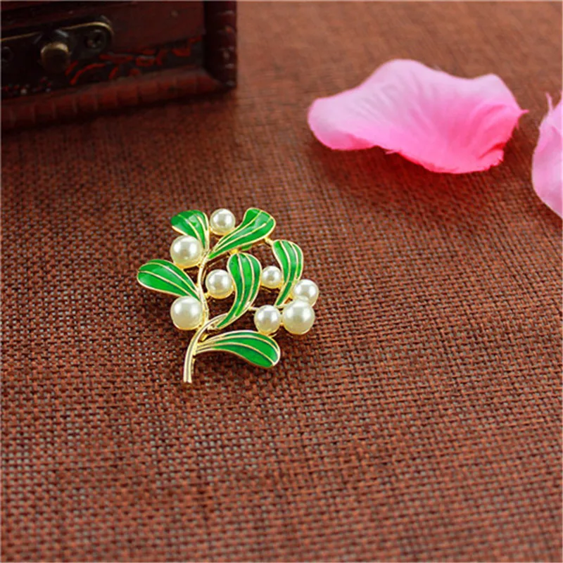 ENZE Purple enamel Bow chain asymmetric animal Zinc alloy earrings fashion jewelry for women Ear clip | Украшения и аксессуары