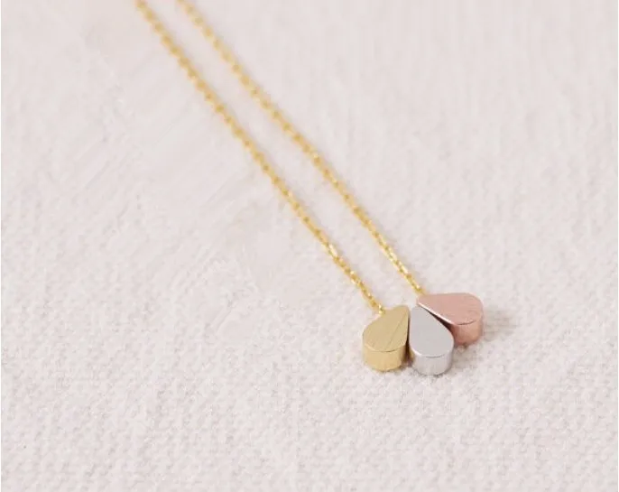 

Fashion 3 Teardrops Necklace Pendant Necklace for women