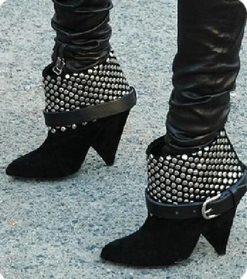 

Chic Pushpin Metal Rivets Studs Spike High Heels Ankle Boots Buckled Belt Pointed toe Women Bling Silver Rivets Bottines Shoes