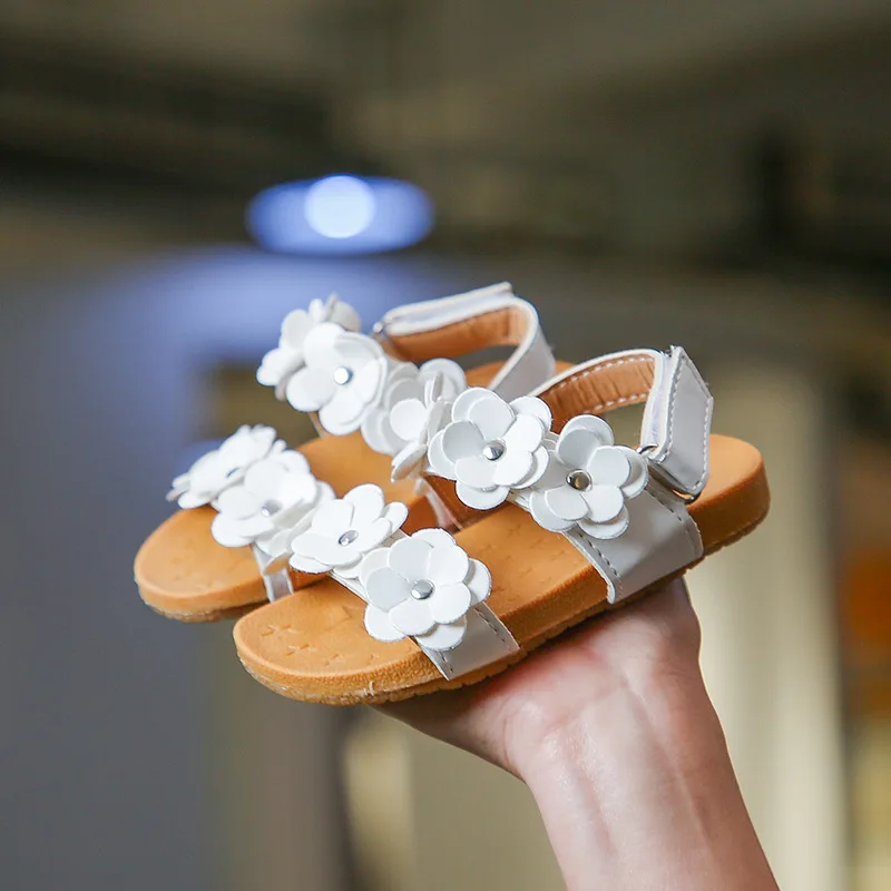 Детские сандалии для маленьких девочек кожаные спортивные принцессы с цветами