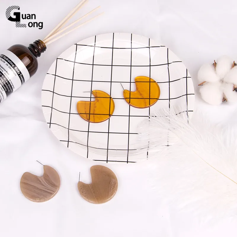 

GuanLong Trendy Long Resin Earrings for Women Big Circle Geometric Dangling Acrylic Drop Earring Fashion Jewelry Brincos 2019