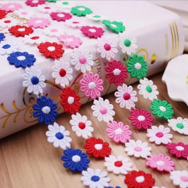 

15yards/lot 3cm Width Daisy Flower Embroidered Lace Trim Applique Lace Ribbon DIY Garment Sewing Lace Trim Headwear Accessories