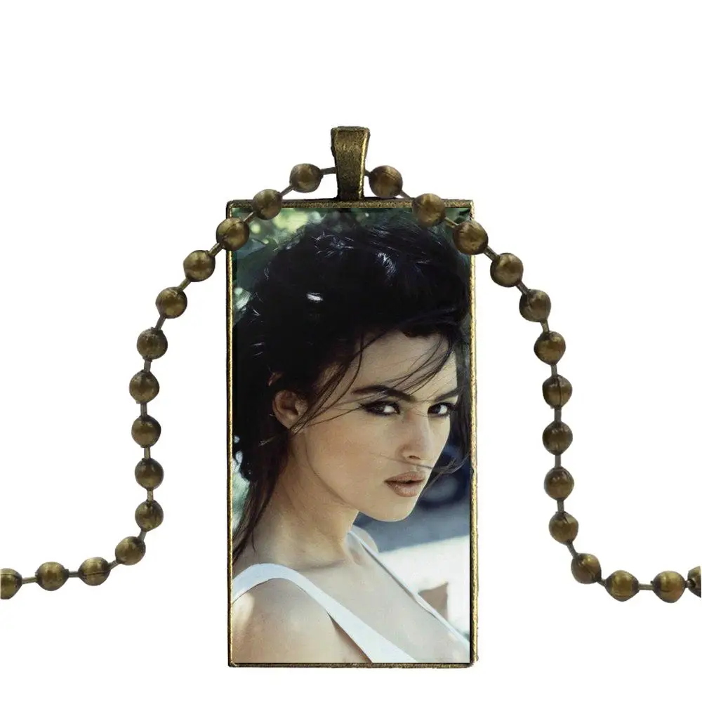 Оптовая продажа для девочек Monica Bellucci стеклянная подвеска с изображением