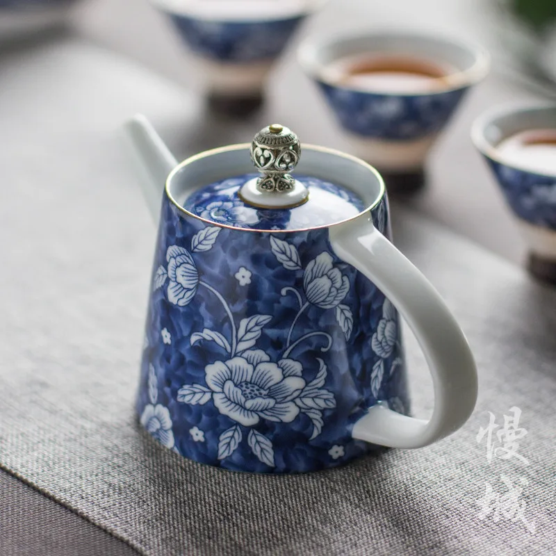 China Jingdezhen blue and white porcelain Kung Fu tea pot teapot antique ceramic handmade teaware kettle service gift | Дом и сад