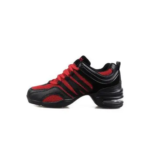 Новинка Спортивная дышащая танцевальная обувь с мягкой подошвой женские