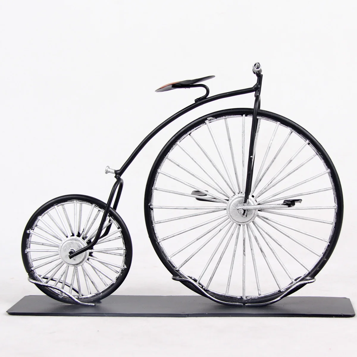 Антикварная велосипедная модель кантри винтажный магазин одежды украшение окно