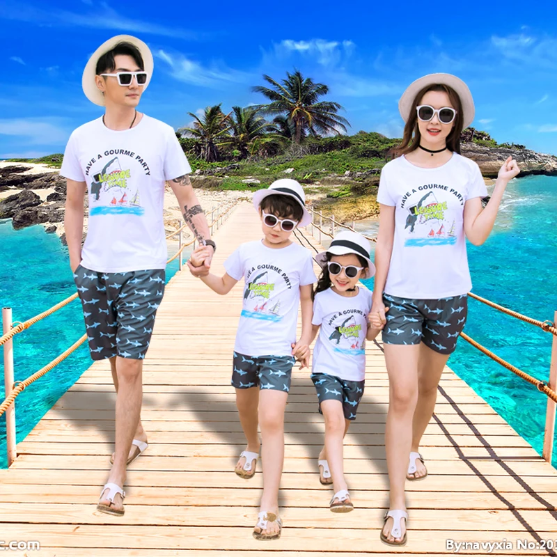 

Parent-child Summer Dress Children Cotton Big Shark Print Short-sleeved T-shirt and Shorts Set Quick-drying Beach Pants Holiday