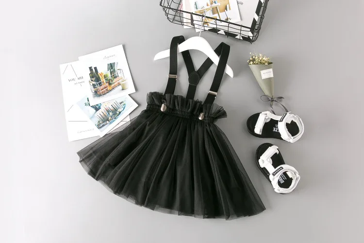 2017 Baby Girl Summer Clothing Set Cartoon Vest Shirts + skirts strap fashion kids Girls Princess Clothes 06 | Детская одежда и