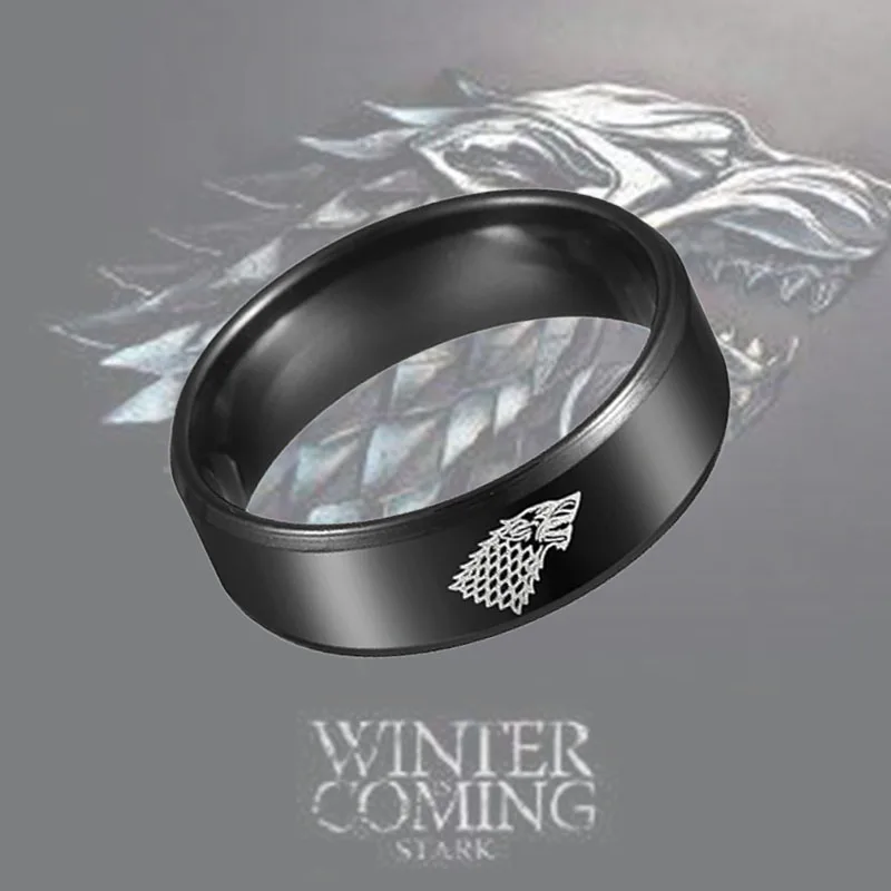 Кольцо UZone черного цвета с изображением ледяного волка из нержавеющей стали тату