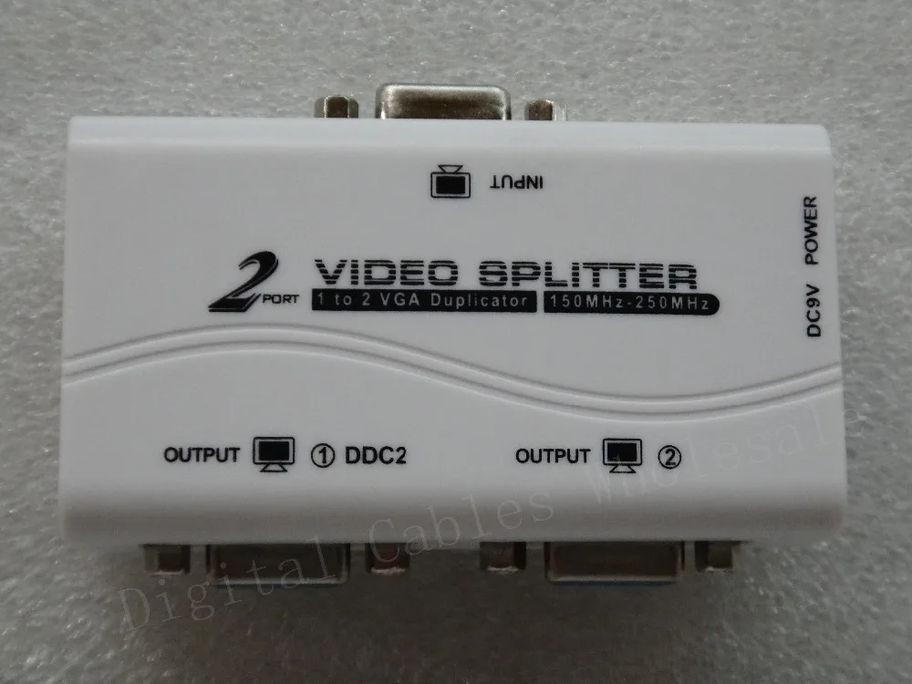 

2020 Year 1 to 2 Ports VGA Video splitter duplicator 1-in-2-out 250MHz device cascadedable Boots Signals 65m 1920*1440