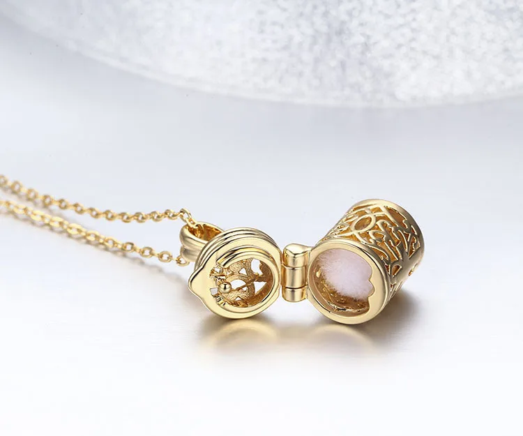 Hollow Out Filligree Cross perfume Bottle Essential Oil Diffuser Necklace Women Pingente Necklaces & Pendants Gold Color Jewelry|oil diffuser