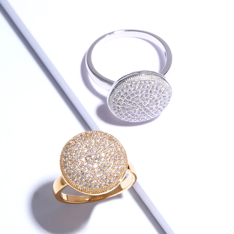 Женское кольцо на палец FLOLA Jewely золотистое с круглой прозрачной циркониевой