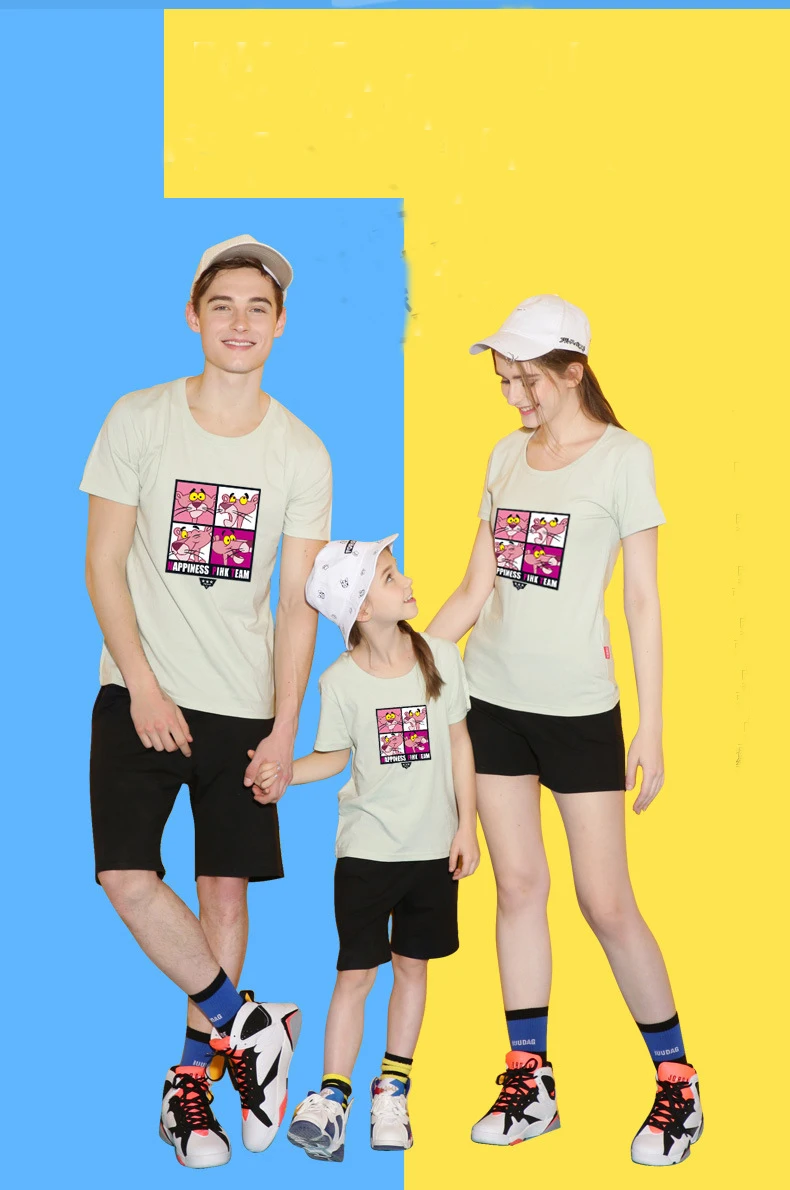 Одинаковые комплекты одежды для всей семьи футболка папы мамы и ребенка одежда с