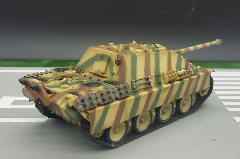 1:72 German Panther tank model expulsion 1945 post-war type 36240 Favorite Model | Railed/Motor/Cars/Bicycles