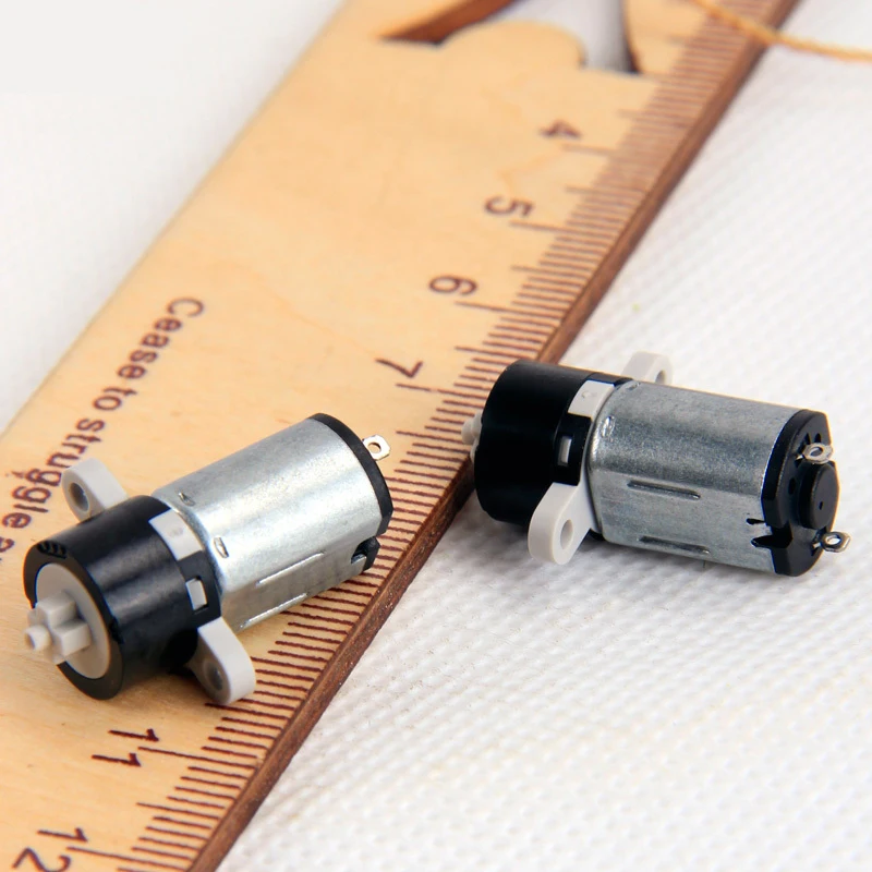 Игрушечный автомобиль с дистанционным управлением планетарный редукторный