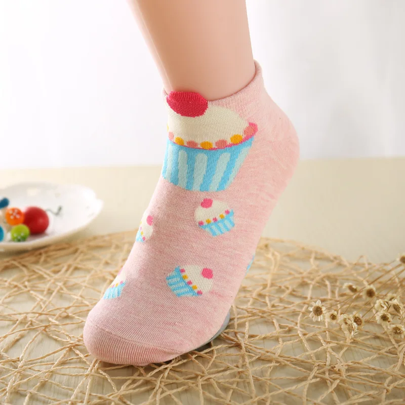 Модные короткие носки с героями мультфильмов для женщин Harajuku милые трехмерные