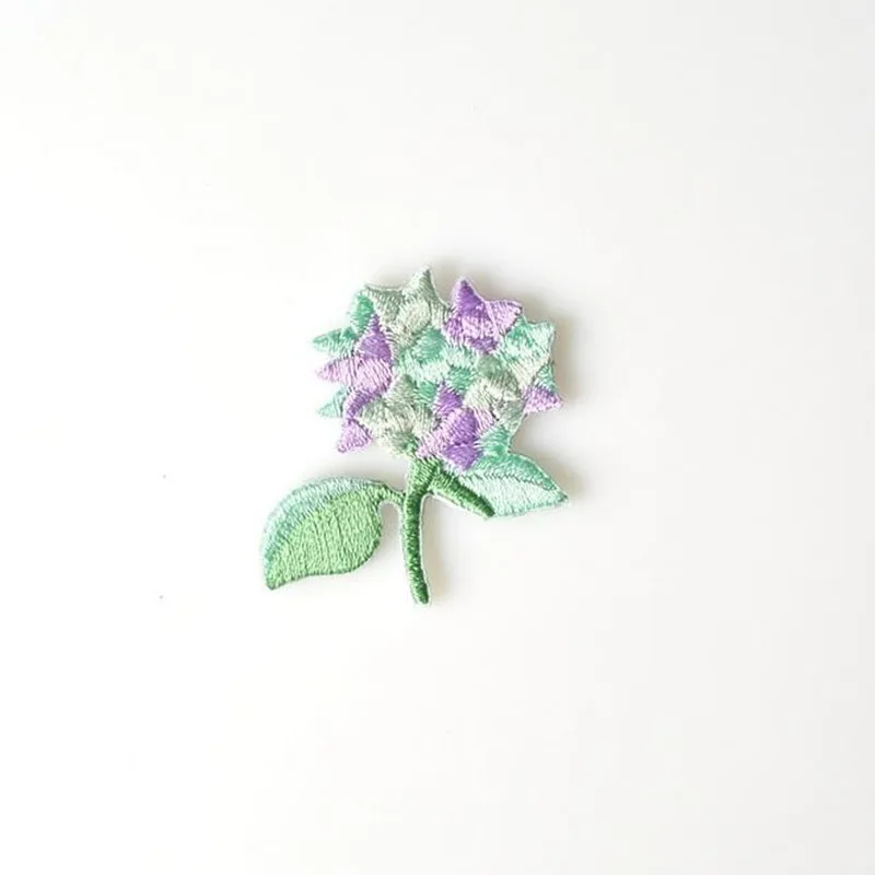

Maxsin 2020 new fashion 10pcs/lot Small Hydrangea Flower Patch Embroidery Iron On Patch For Clothing Craft Repair Stciker