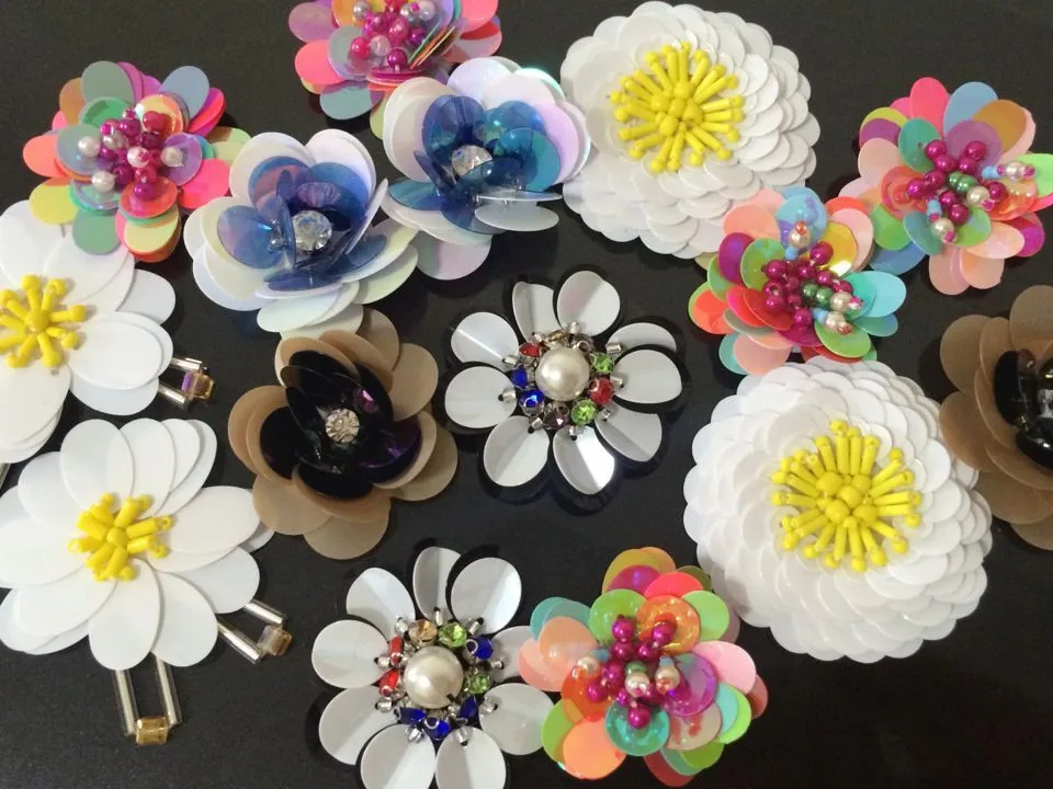 

10Pieces/lot stereo handmade beading fabric sequin flower patch stickers decoration dress applique collar diy hand accessories