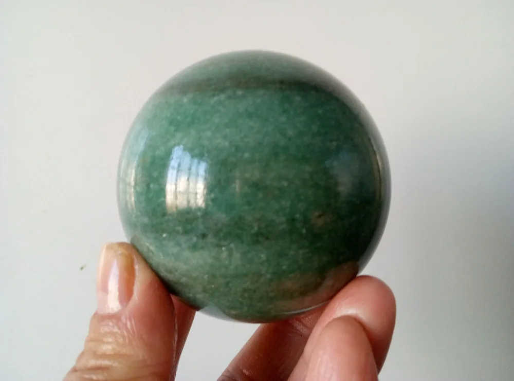

67MM NATURAL GREEN Aventurine Jade CRYSTAL SPHERE BALLS HEALING 422.8G
