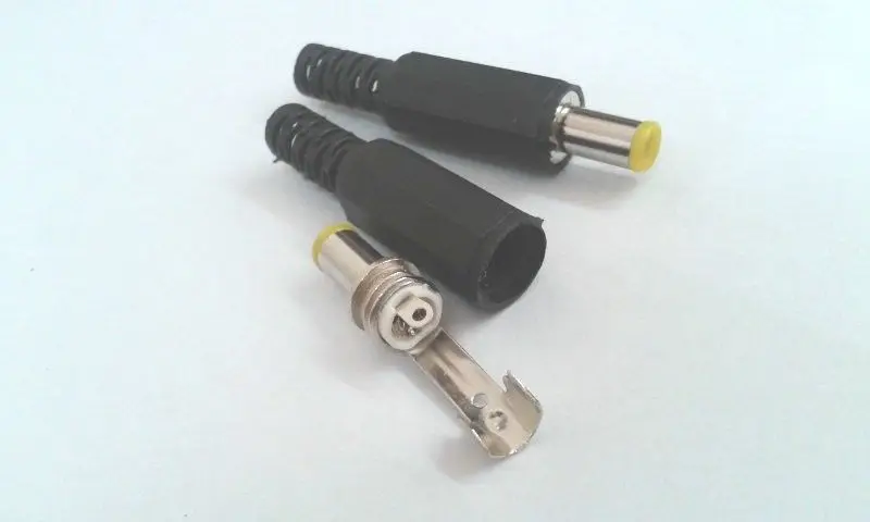 100 шт. кабель питания постоянного тока Штекерный разъем 5 0 мм x 3 1 для зарядного