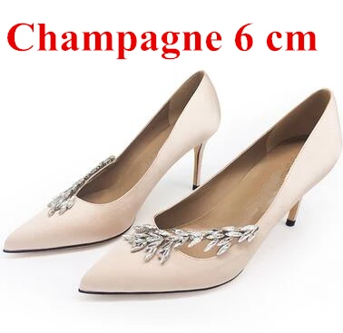 Champagne 6 cm Элегантные атласные свадебные туфли-лодочки с кристаллами; модные вечерние туфли-лодочки с острым носком для подиума; женские свадебные модельные туфли на тонком высоком каблуке - Цвет: Champagne 6 cm