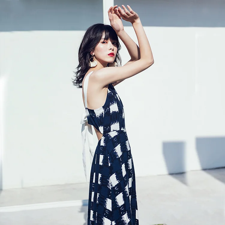 Ubei Summer show thin beach DRESS new seaside plaid full dress fairy sexy backless halter long | Женская одежда