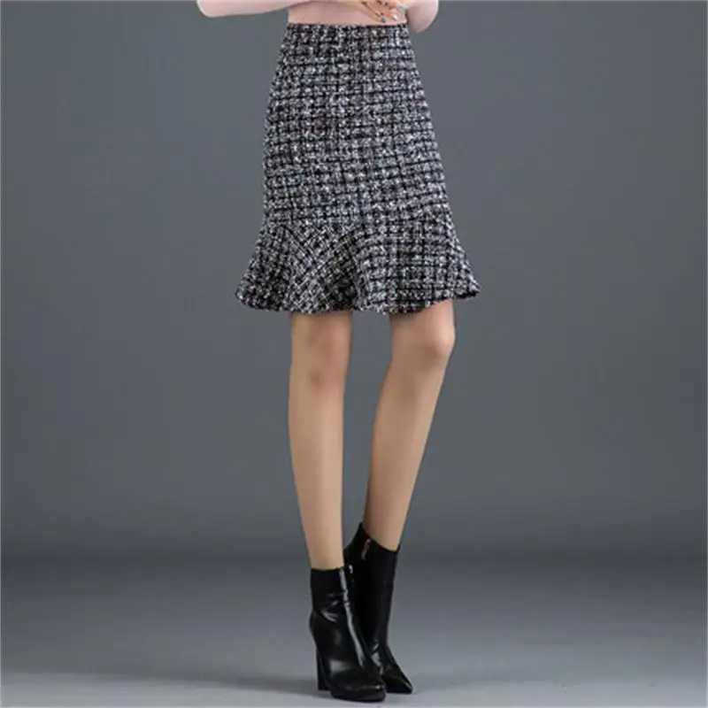 

fashion Womenfishtail skirt autumn and winter female new long section high waist large size wild lattice skirt skirt female