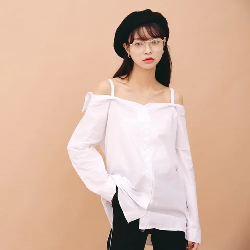 Черные Белые Рубашки Женщины 2017 Весной Корейский Стиль Краткая Дизайн С Плеча