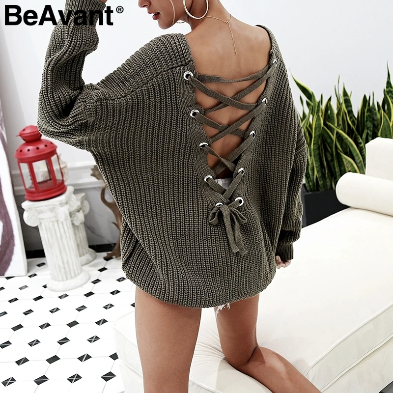 Женский трикотажный свитер BeAvant с вырезом на спине осень и зиму 2018 | Женская