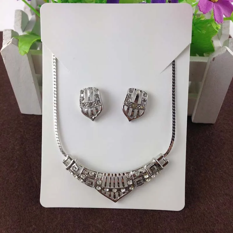

24Pcs/Lot 12.5x9cm Multiple Pure Colors Necklace Earrings Display Cards Kraft Paper Cardboard Jewelry Organizer Holder Graffiti