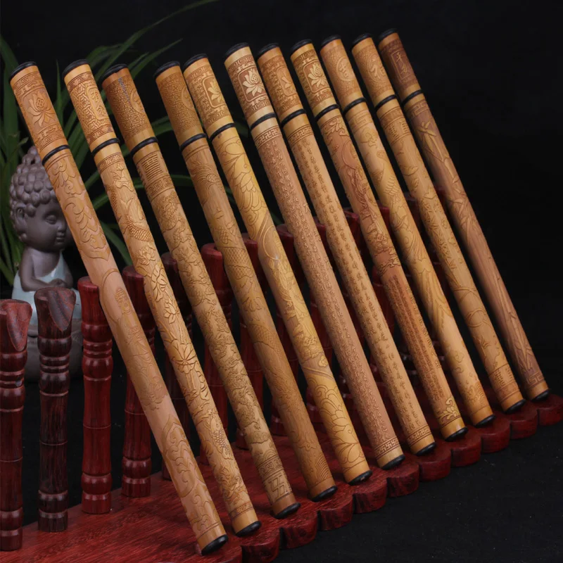 

Old bamboo 7-inch bamboo relief carved incense barrel Dragon Gil Aloes and sandalwood incense fragrance of incense tube tube
