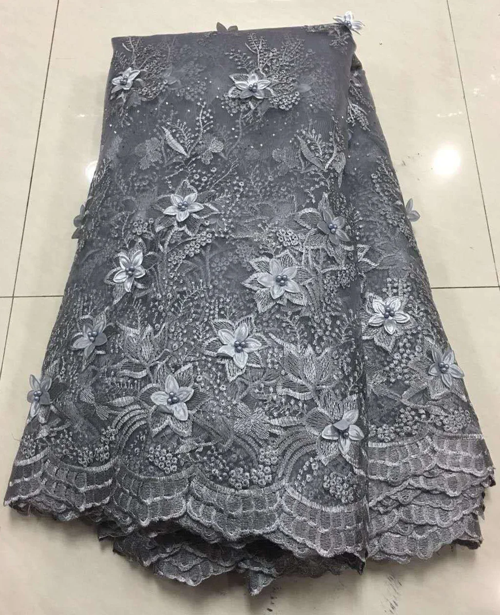

Latest Silver Grey African Laces Fabrics Embroidered African French Lace Fabric Cheap African French Net Tulle Lace Fabric ZA32