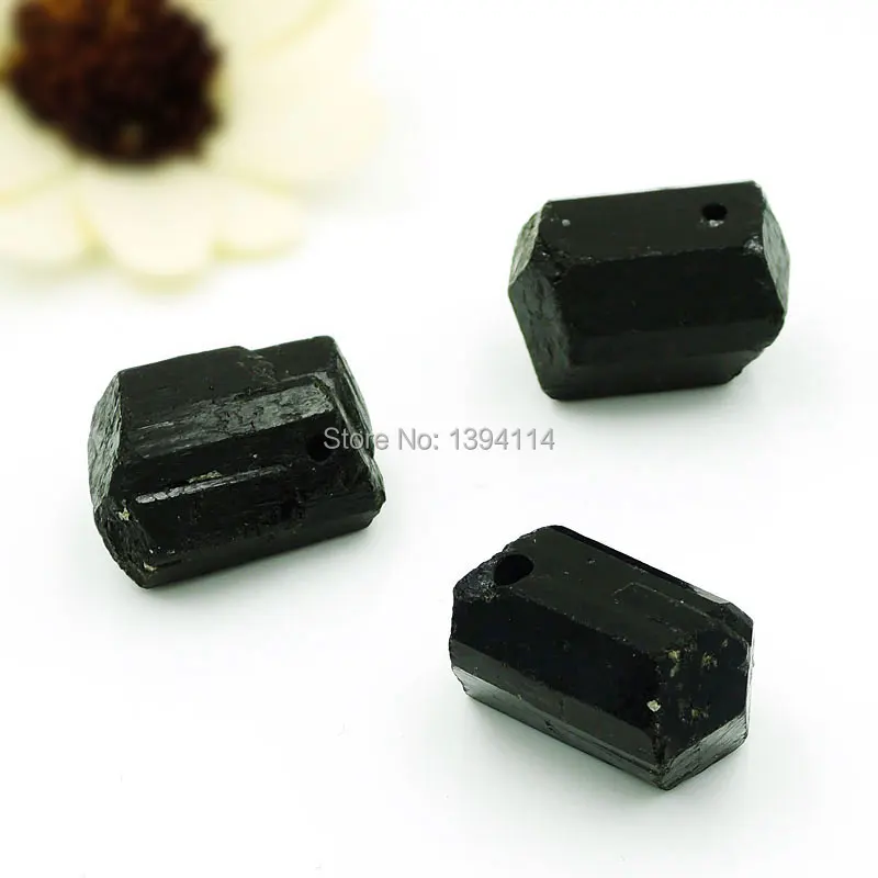 Подвеска из натурального черного турмалина перфорированная Шестигранная