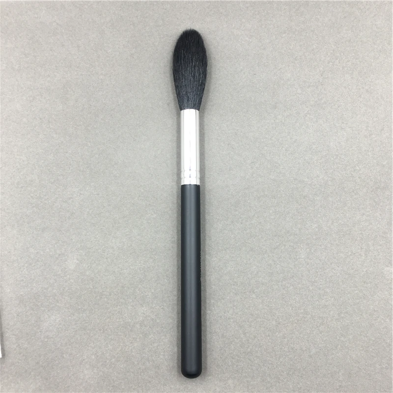 Высокое качество M500 козья шерсть Форма пламени Румяна Кисть contour Pro хайлайтер