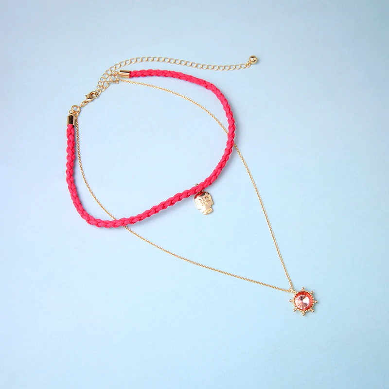 Череп талисманы многослойное ожерелье красная замша регулируемые цепочки в