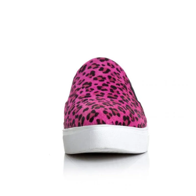 Женская обувь на плоской платформе лоферы с острым носком цвет черный фиолетовый