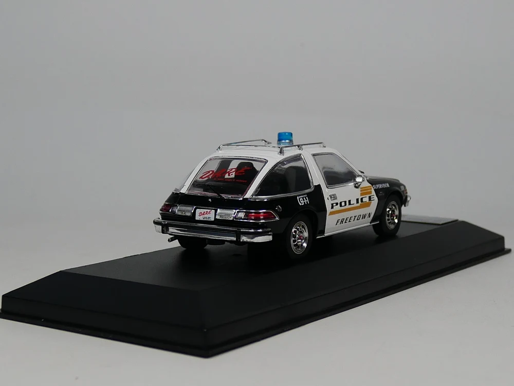 Премиум X 1:43 AMC PACER X Фритаун "DARE" Полицейский 1975 литая под давлением модель автомобиля