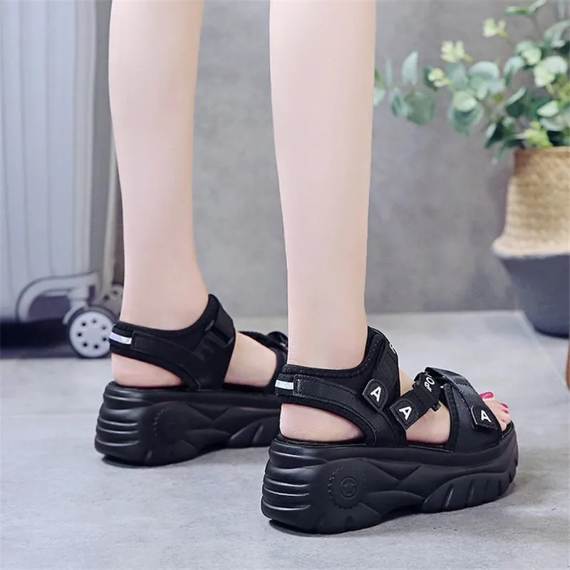 Женские босоножки коллекция 2019 года новые летние дизайнерские пикантные женские