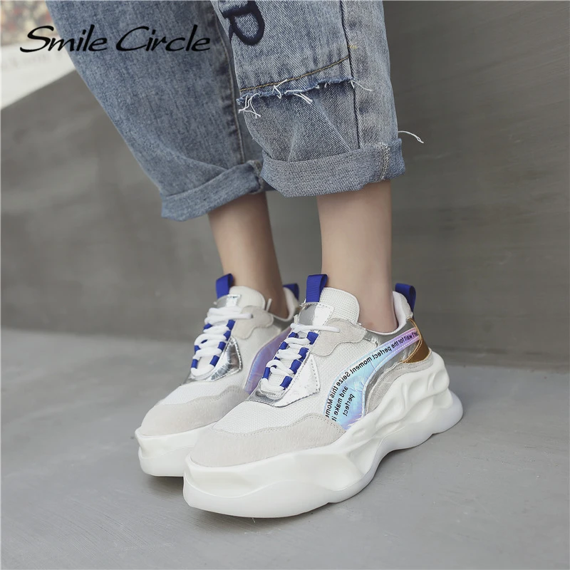 Обувь на танкетке со смайликом женские кроссовки плоской подошве коллекция 2019