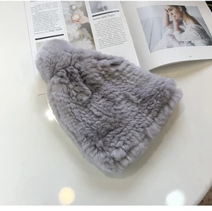 Светло-серый Fashion Womens Real Rex Rabbit Fur Hats with Stripe Design Cute Ladies Winter Warm Rex Rabbit Fur Caps - Цвет: Светло-серый