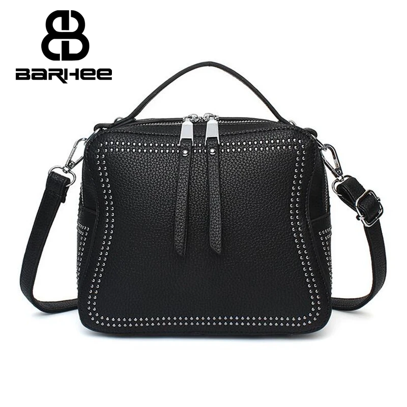 Сумка кросс боди Женская с заклепками модный саквояж на плечо из экокожи сумочка