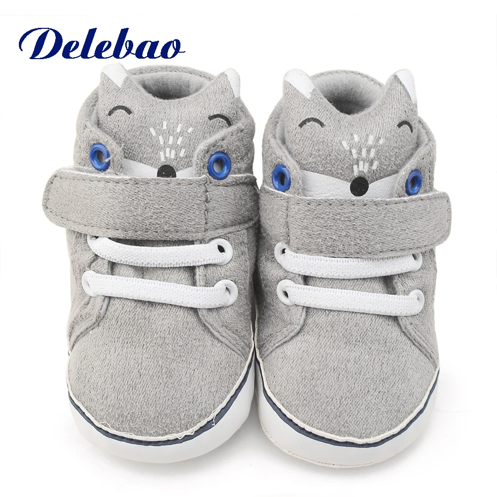 

Delebao Unique Newborn Baby Grey Fox Shoes First Walkers Newborn Hook & Loop Infant Toddler Shoes