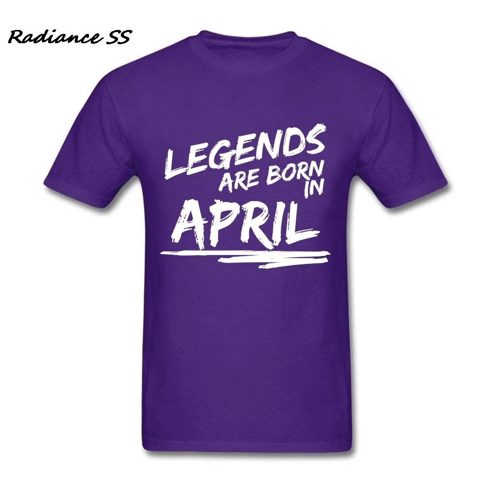 Повседневная мужская футболка Legends Are Born In April подарок на день рождения с коротким