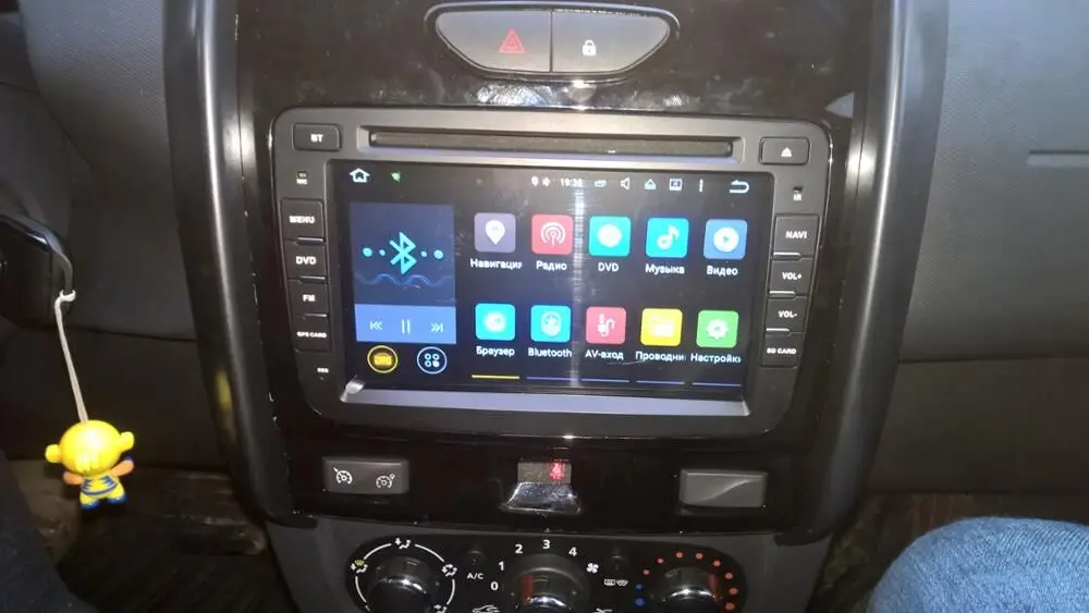 Автомобильный dvd плеер с 7 дюймовым HD сенсорным экраном Android 1 для 1024 * 600LCD дюймов