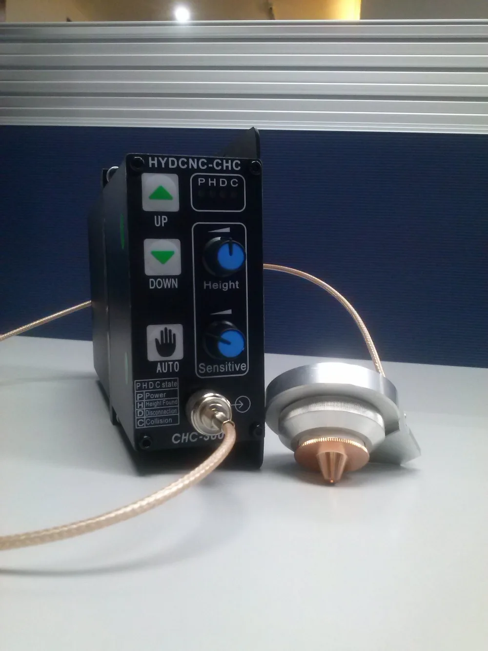 Лазерная система автофокуса контроллер высоты для лазерной резки CO2/YAG фонарь