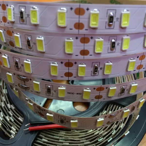 Сверхъяркая Светодиодная лента 20 шт. 100 метров водопроницаемая IP20 SMD5630 12 В