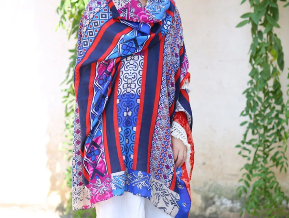 2016 специальная конструкция тотем печатных мусульманский хиджаб шарф женщины