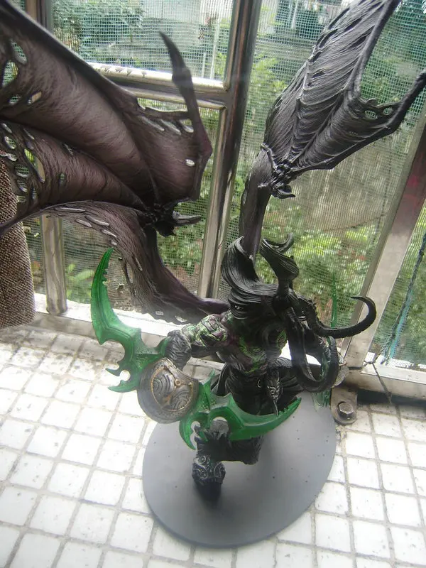 30 см игра Wow охотник на демонов Illidan Stormrage ПВХ фигурка игрушки