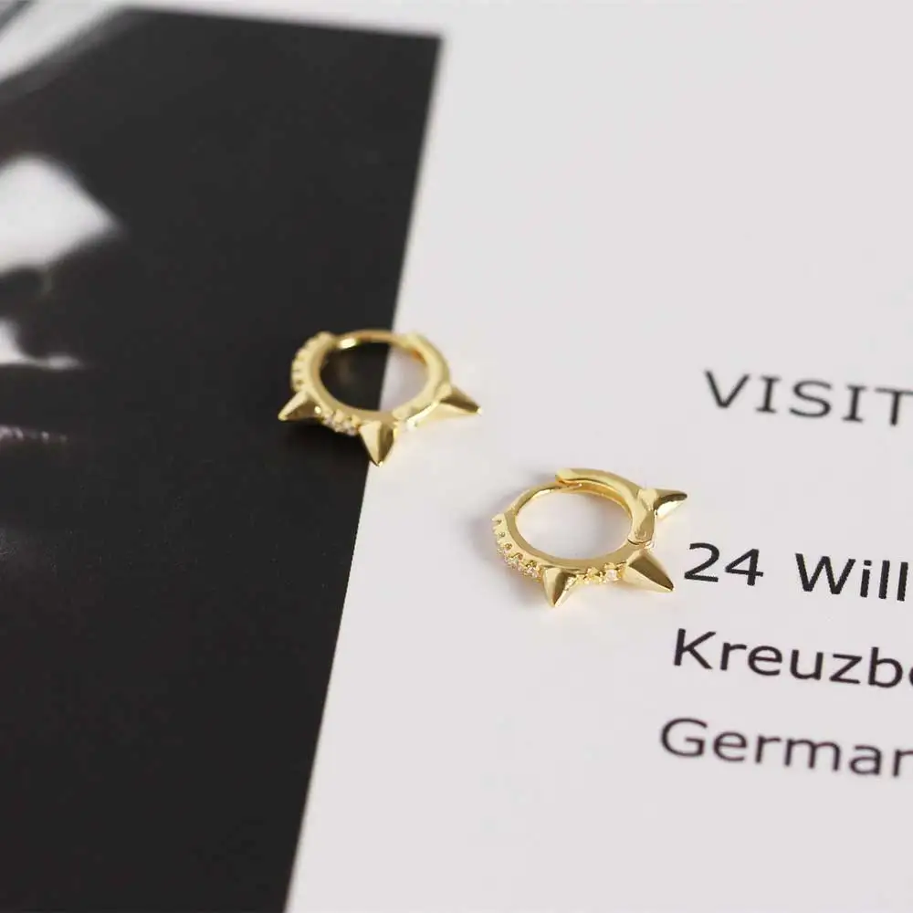 Gold WTLTC 925 пробы Щепка крошечные Huggie Hoop Серьги для Для женщин маленький Helix серьги для ушного хряща минималистский Спайк широкие серьги - Окраска металла: Gold