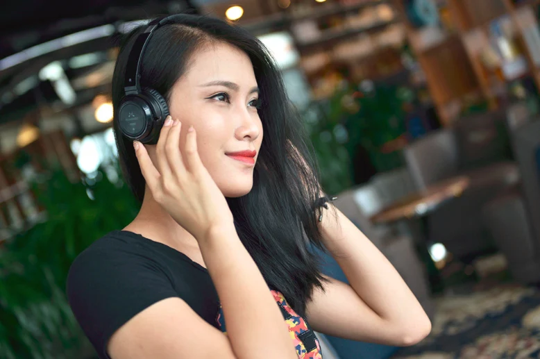 Новые стереонаушники SoundMAGIC P22BT с Bluetooth гарнитура для телефона компьютера